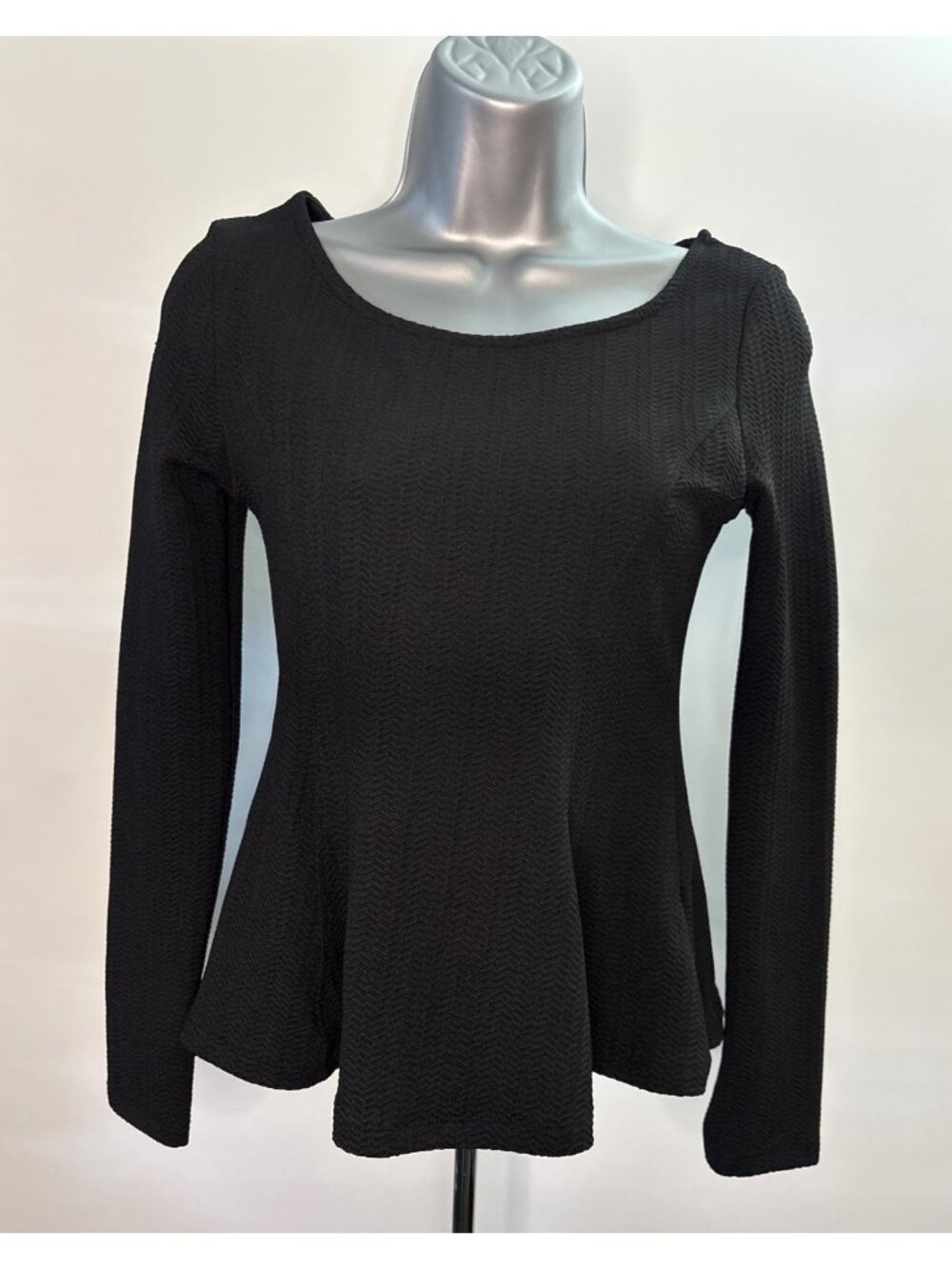 Divided H&M Women's Black Knit Babydoll Peplum Long Sleeve Flare Top Size Medium